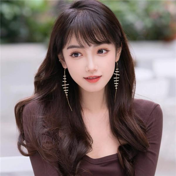 五官精致成熟型气质美女头像图片