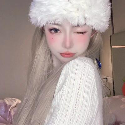 修图达人必备！精心制作的微信女生头像等你来领取！