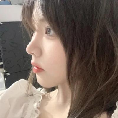 头像ins高级质感简约女