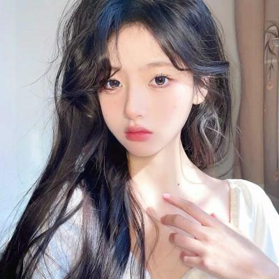 修图达人必备！精心制作的微信女生头像等你来领取！