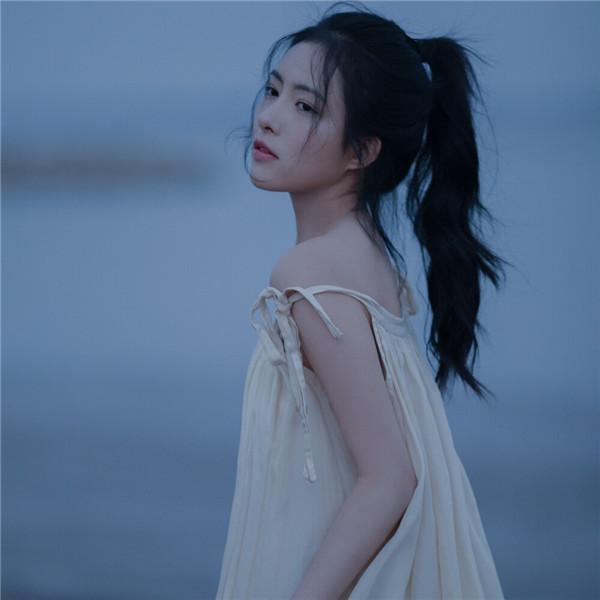 头像女生淡蓝色系小清新图片