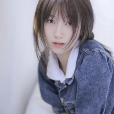 女性知性的图片头像 温婉知性气质佳