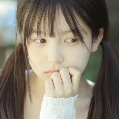 女性知性的图片头像 温婉知性气质佳