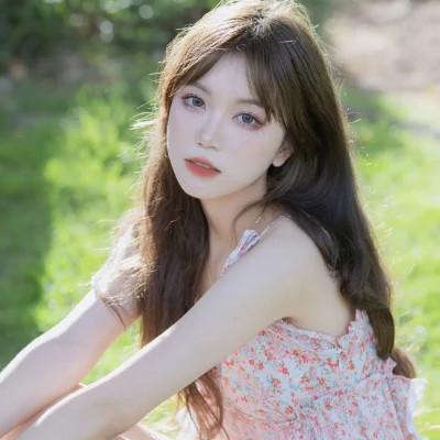 女性知性的图片头像 温婉知性气质佳