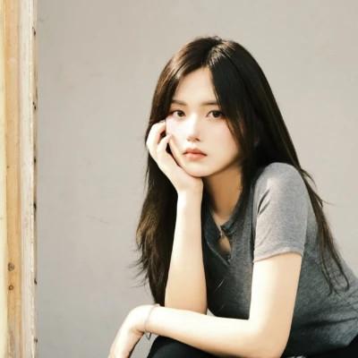 女性知性的图片头像 温婉知性气质佳