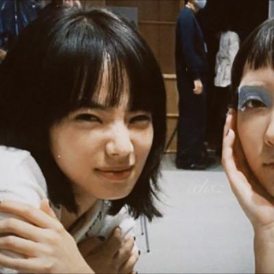 低像素胶片女头小众复古