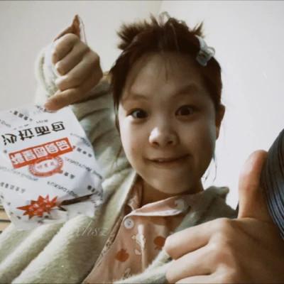 低像素胶片女头小众复古