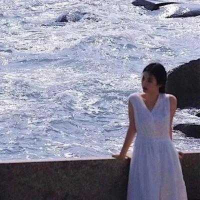 氛围感拉满的情侣头像