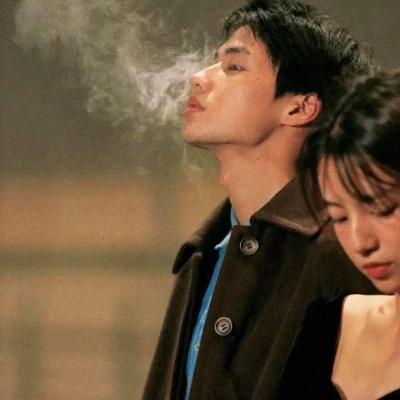 氛围感拉满的情侣头像