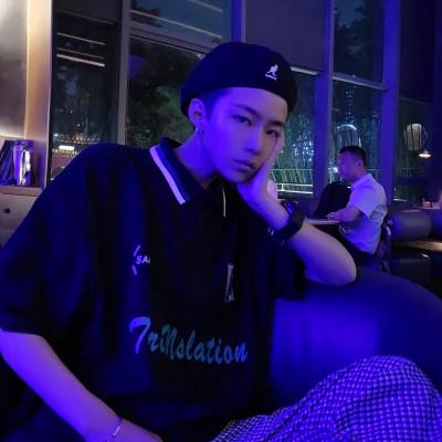 一男一女专用情侣头像可下载高清