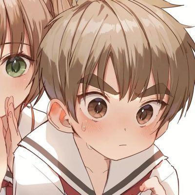 情侣头像漫画一人一半,高清动漫情侣头像一人一半分开图片