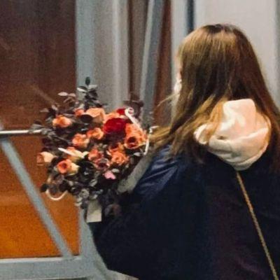 真人背影侧脸头像情侣,高清一男一女的单人情侣头像背影侧脸图片