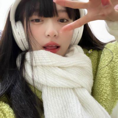 阳光真人头像高质量女生真人图片