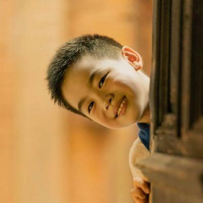 小孩子情侣头像一左一右萌系可爱图片