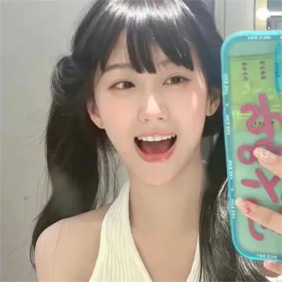 抢眼的女生微信真人头像图片大全