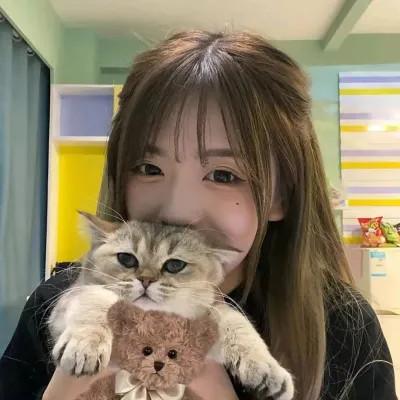 抢眼的女生微信真人头像图片大全