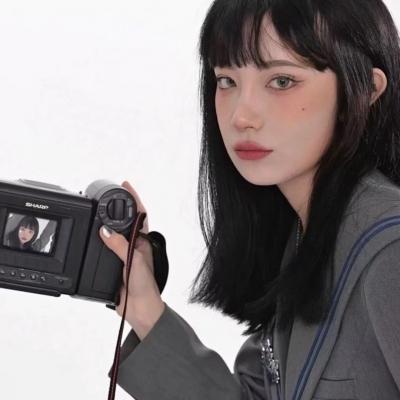 超级干净小众的ins女生头像图片