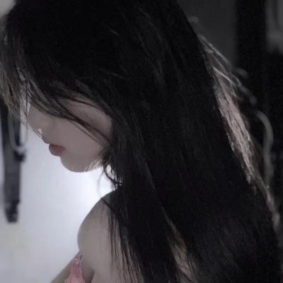 超级干净小众的ins女生头像图片