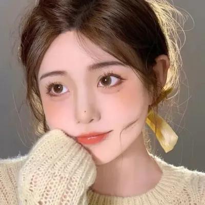 抢眼的女生微信真人头像图片大全