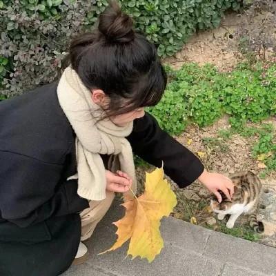 抢眼的女生微信真人头像图片大全