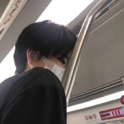 ins男生头像原宿风格图片