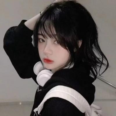 超级干净小众的ins女生头像图片