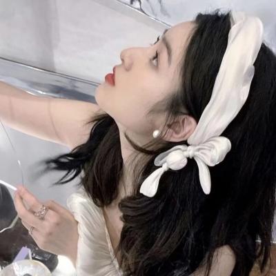 超级干净小众的ins女生头像图片