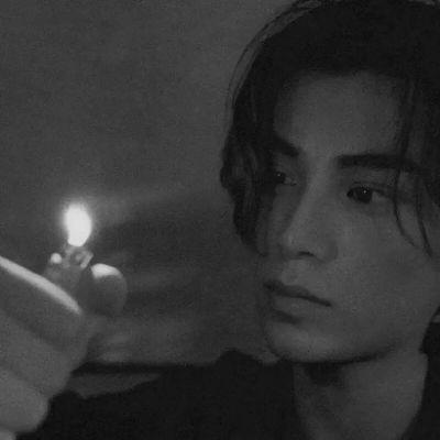 ins男生头像原宿风格图片