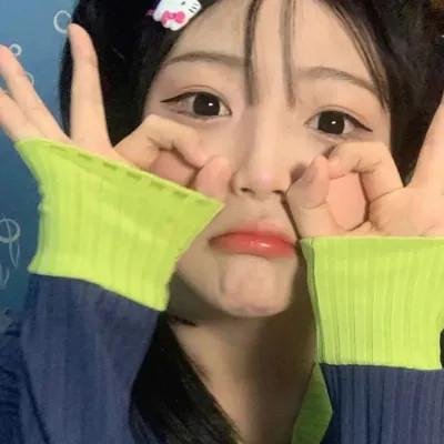 抢眼的女生微信真人头像图片大全