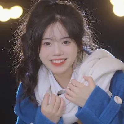 抢眼的女生微信真人头像图片大全