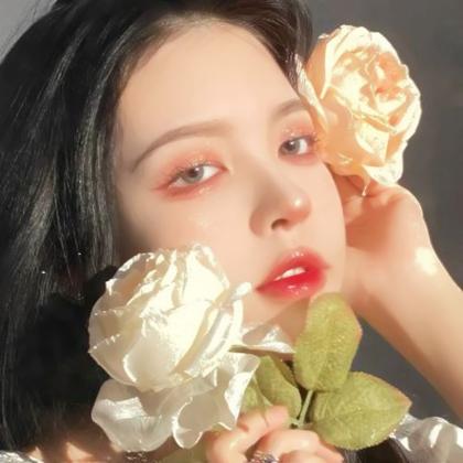 微信女生简单气质头像淡雅图片,特耐看