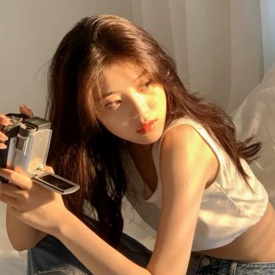 高级感拉满的头像女 高清让男生一眼就心动的头像图片