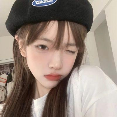 2023超火女生微信头像图片真人好看
