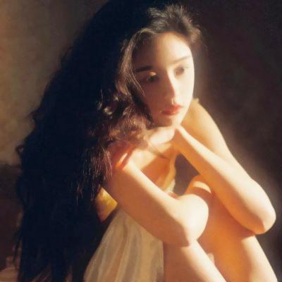 女头像氛围感小众,高清超有氛围感的女头图片