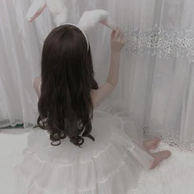 高质量真人女生背影头像图片