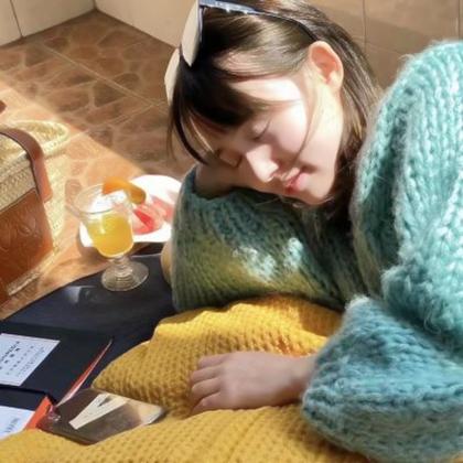 高端气质女头,高清小众气质高级感的头像女生图片