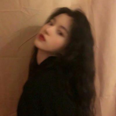 孤独氛围小众头像女生高清图片