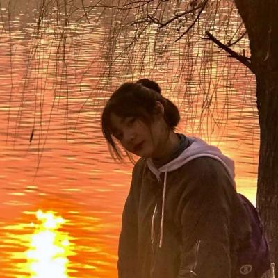 日落唯美女生头像,高清好看的黄昏温柔日落唯美女生头像图片