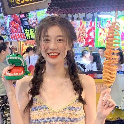 有品位头像女,高清高清女头像干净气质有品位图片