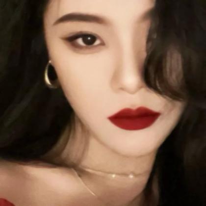 侧脸红唇唯美女生头像 高清成熟好看的侧脸红唇头像女生图片