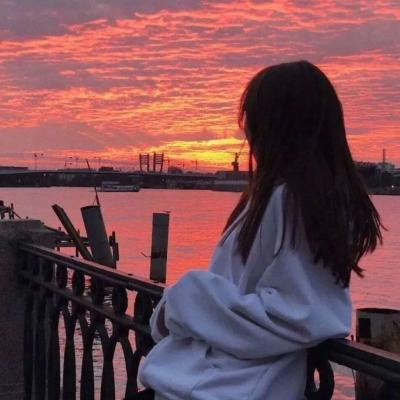 日落唯美女生头像,高清好看的黄昏温柔日落唯美女生头像图片