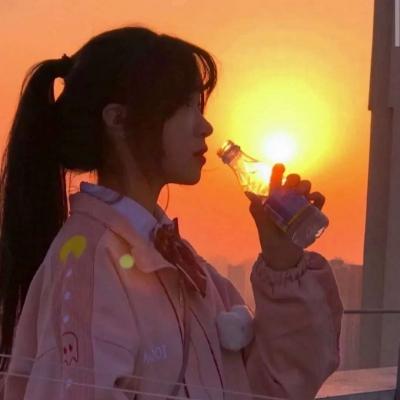 日落唯美女生头像,高清好看的黄昏温柔日落唯美女生头像图片