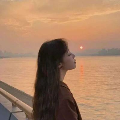 日落唯美女生头像,高清好看的黄昏温柔日落唯美女生头像图片
