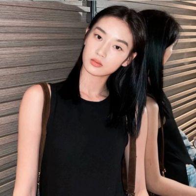 女生冷淡系列头像,高清冷淡女生头像酷酷的图片