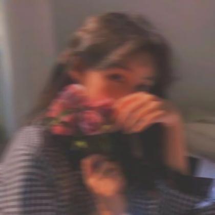 模糊感小众女头像 高清温柔有氛围的小众模糊高级感头像图片