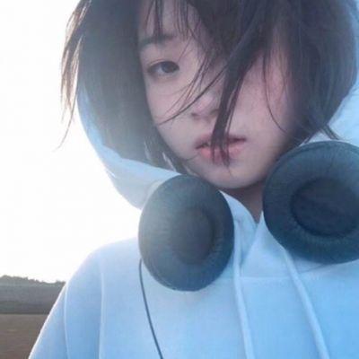 女生头像小众普通真人可爱图片
