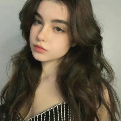 混血儿照片头像女生高冷图片