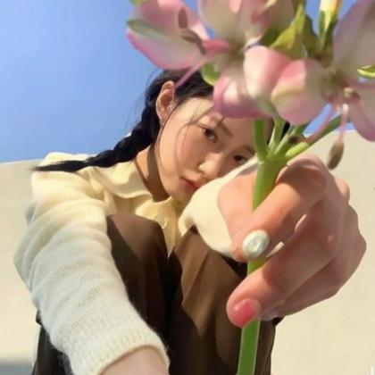 浪漫唯美微信头像女生真人高清图片