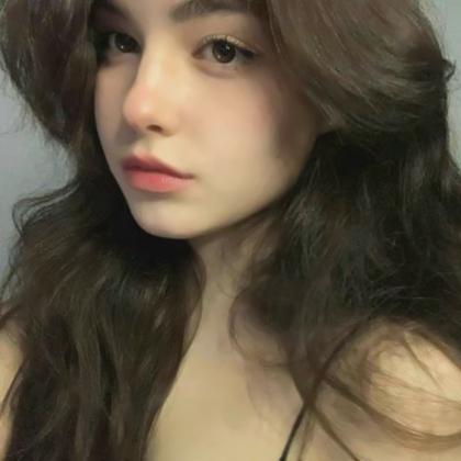 混血儿照片头像女生高冷图片