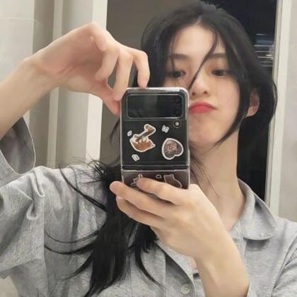 头像小众独特简约女生高清图片